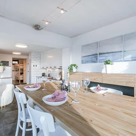 Modern 2 Bedroom With Lateral Sea View And Spacious Terras Ostend
